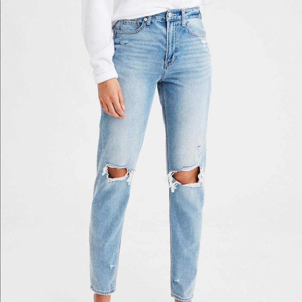 american eagle ripped mom jeans
